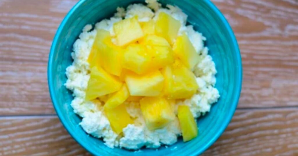 Cottage Cheese with Pineapple
